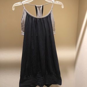 Lululemon tank top with built in sports bra size 8